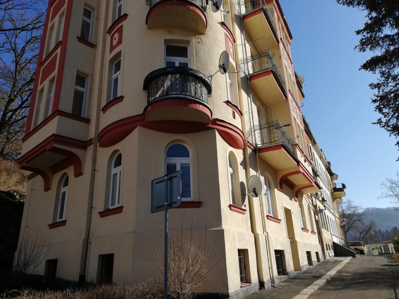 Imperia Apartment Карлови Вари Екстериор снимка